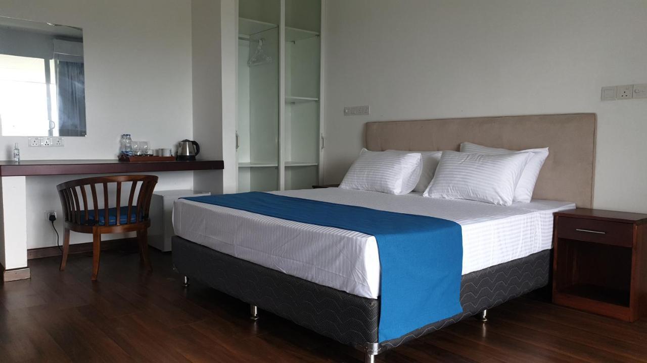 קנדי The Mountbatten Hotel מראה חיצוני תמונה